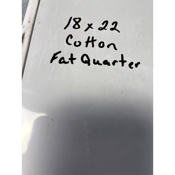 Small Floral Cotton Fabric Fat Quarter 18x22" Sewing Quilting Crafts - Picture 3 of 4